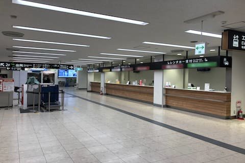 熊本空港国内線ターミナルレンタカー受付カウンター