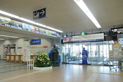 高知空港ターミナル到着口